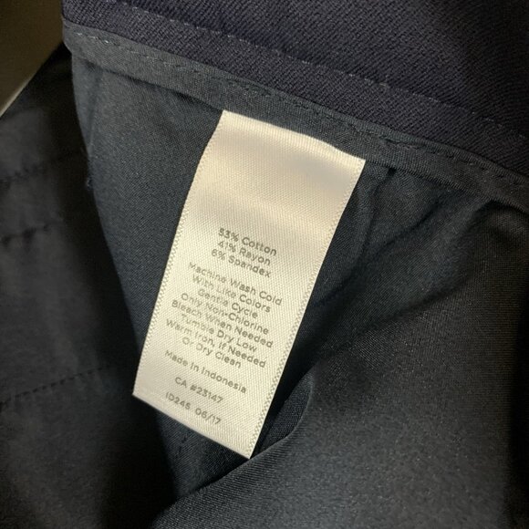 Talbots Chatham Navy Ankle Pants Scallop Hem Tailored Work Trousers 4 Classic - Picture 8 of 8